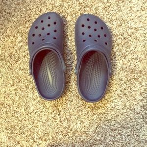 Unisex black CROCS